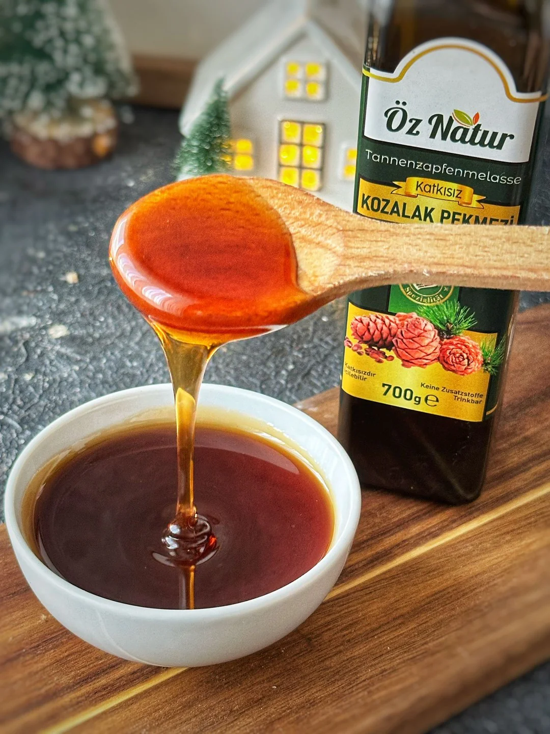 Tannenzapfen Melasse